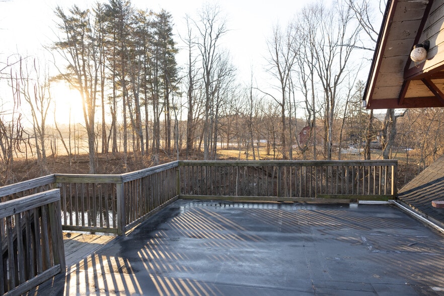 More Photos Of 5059 Route 209, Accord Storefront Retail Residential For Sale