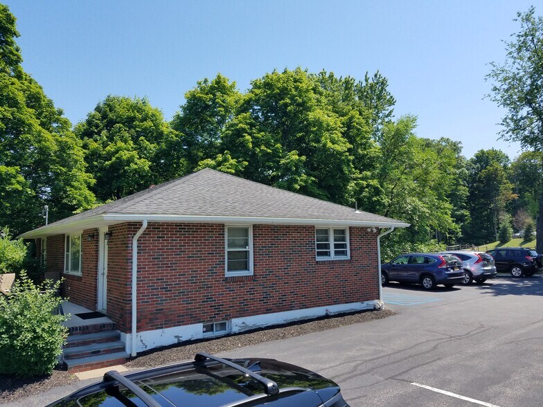 163 Old Little Britain Rd, Newburgh, NY 12550 Office Live Work Unit