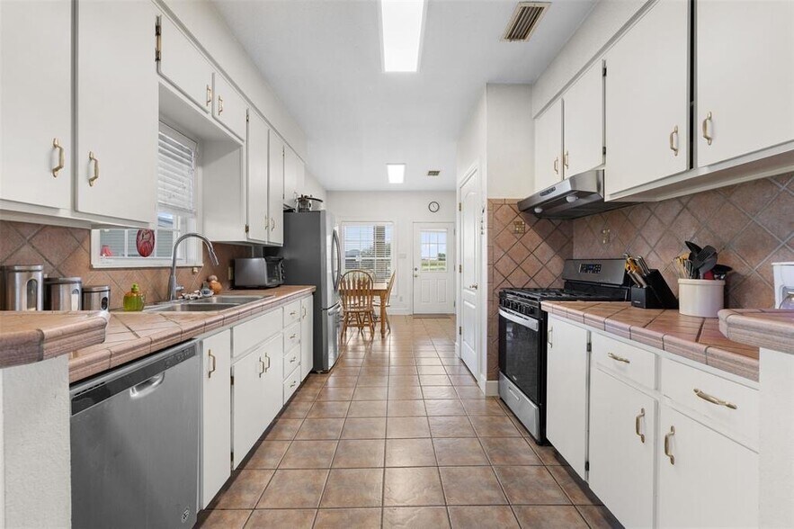 More Photos Of 18108 Werchan Ln, Coupland Land For Sale