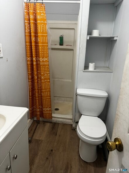 More Photos Of 21 Williams St, Hartford Apartments For Sale