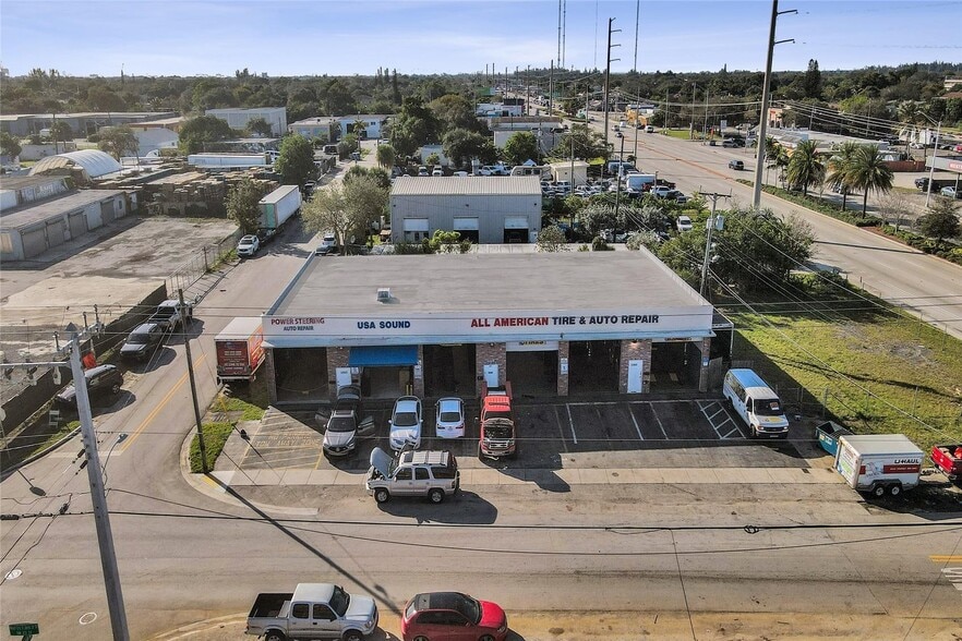 More Photos Of 5960-5992 SW 23rd St, West Park Showroom For Sale