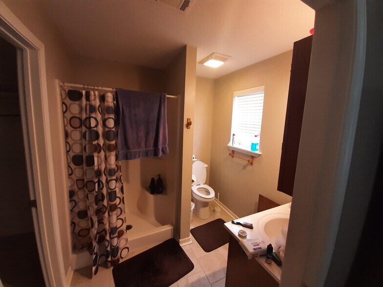 More Photos Of 4361 E Highway 3, Atoka Specialty For Sale