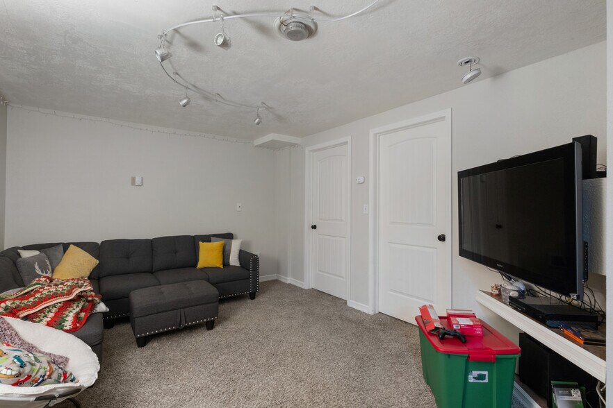 More Photos Of , Spokane Multifamily For Sale