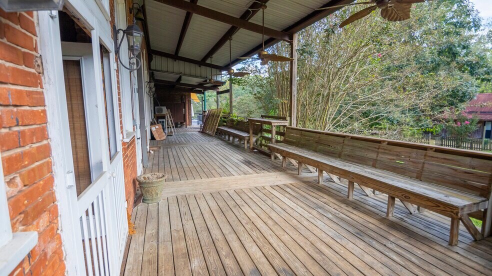 More Photos Of 20 Spring Rd, Molena Storefront For Sale