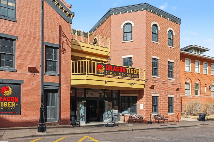 More Photos Of 171 Lawrence St, Central City Storefront For Sale