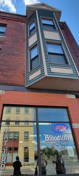 More Photos Of 221-223 Herald Pl, Syracuse Storefront Retail Residential For Sale
