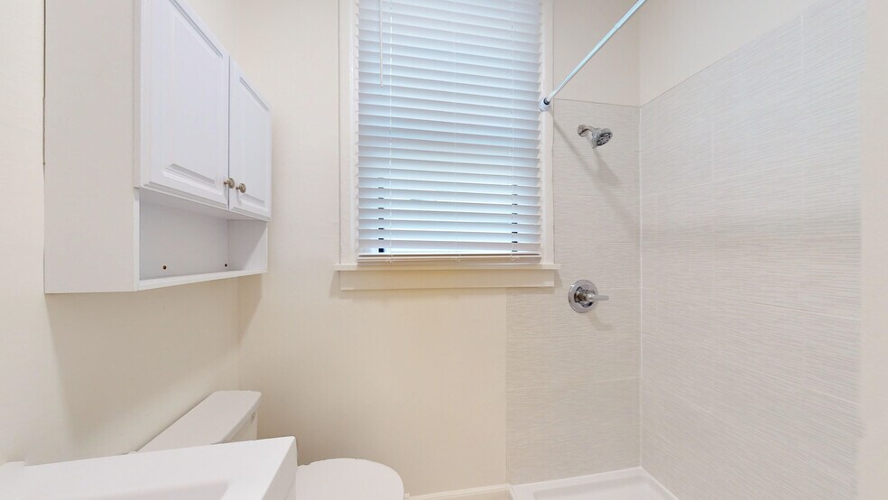 More Photos Of 1520 Leavenworth St, San Francisco Apartments For Sale