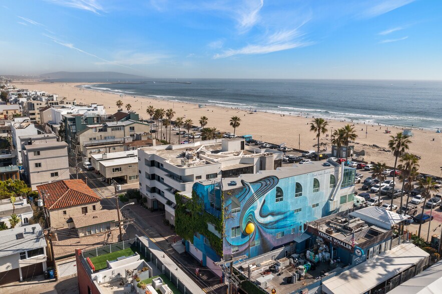 More Photos Of 3111 Ocean Front Walk, Marina Del Rey Apartments For Sale