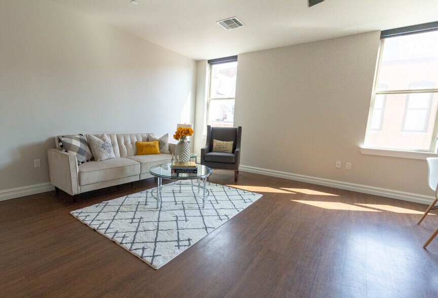 More Photos Of 119-125 W 2nd St, Bartlesville Apartments For Lease