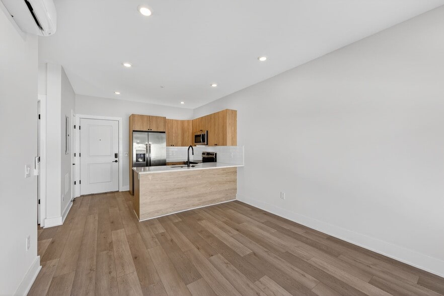 More Photos Of 234 W Chelten Ave, Philadelphia Apartments For Lease