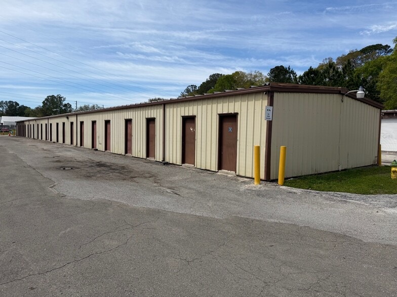 More Photos Of 2150 NE 31st Ave, Gainesville Self Storage For Sale