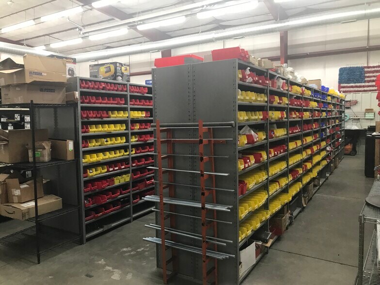 More Photos Of 510 S Federal Blvd, Riverton Industrial For Sale