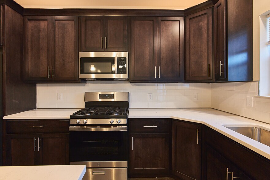 More Photos Of 6645 Stein Way, Macungie Apartments For Sale