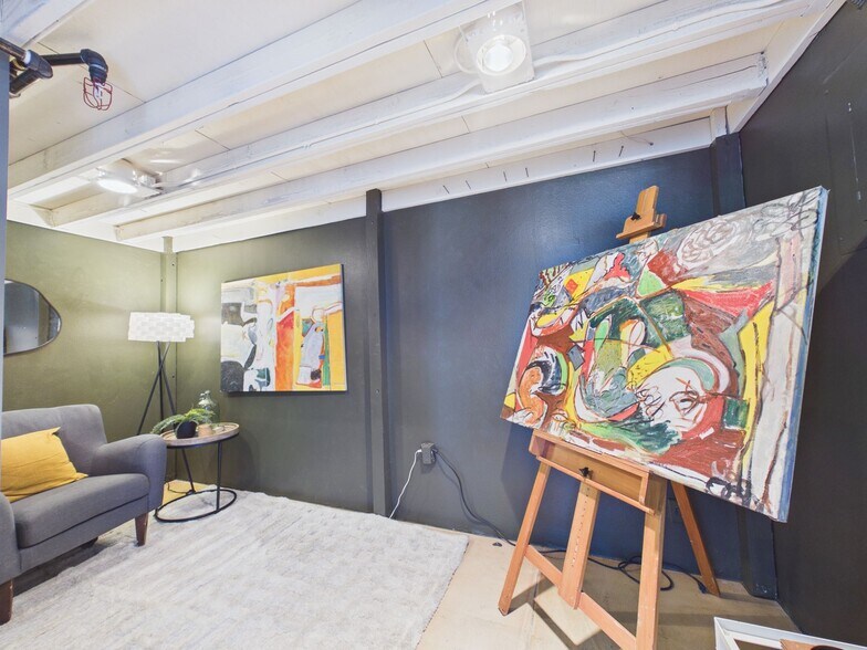 More Photos Of 4053 Harlan St, Emeryville Apartments For Sale