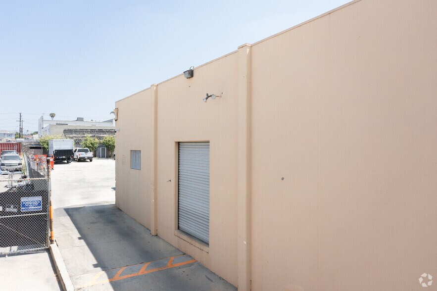More Photos Of 1429 W 130th St, Gardena Warehouse For Lease