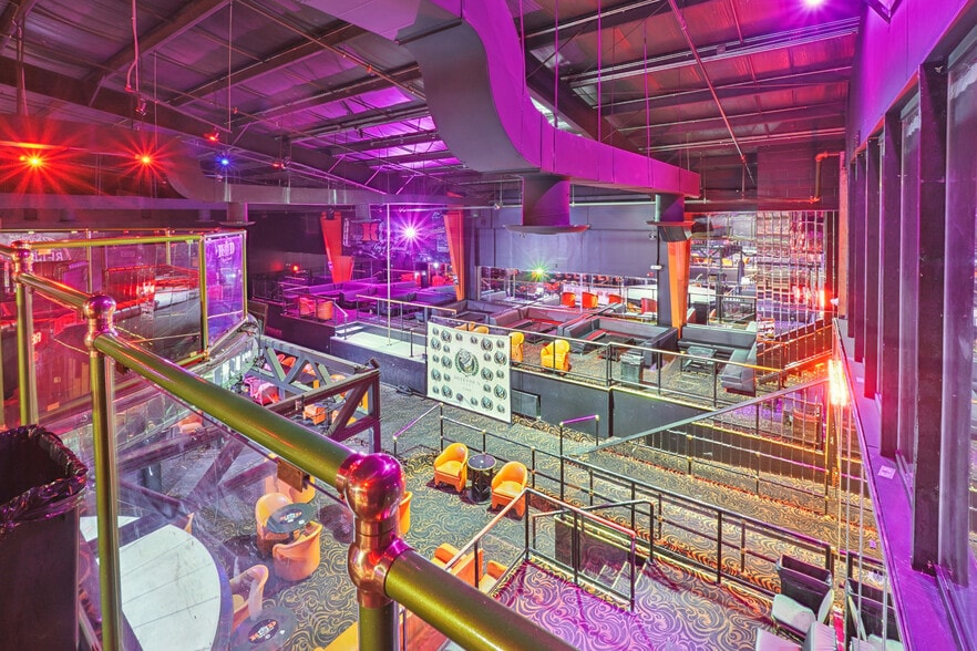 More Photos Of 4730 Frontage Rd, Forest Park Bar For Sale