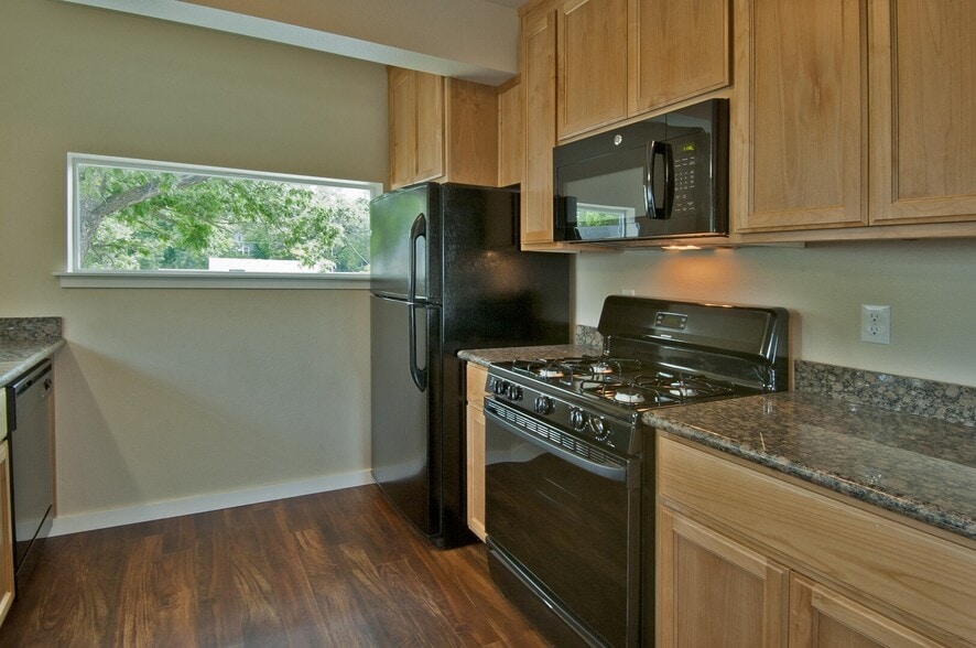 More Photos Of 533 Orange St, Chico Apartments For Sale