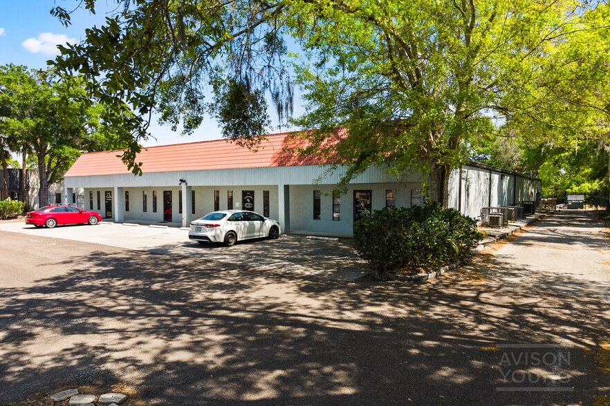 More Photos Of 175 Semoran Commerce Pl, Apopka Light Distribution For Sale