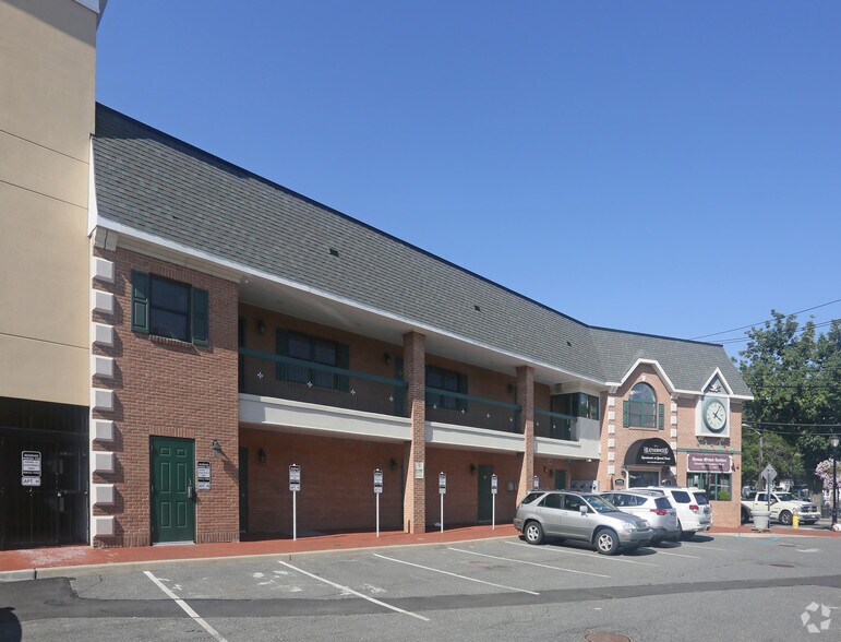 More Photos Of 34-44 Gerard St, Huntington Apartments For Lease