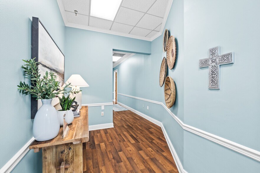 More Photos Of 12815 US Highway 98 W, Miramar Beach Medical For Sale