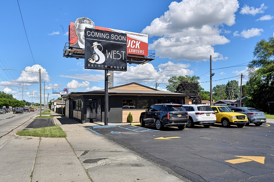 More Photos Of 24737 W 8 Mile Rd, Detroit Restaurant For Sale