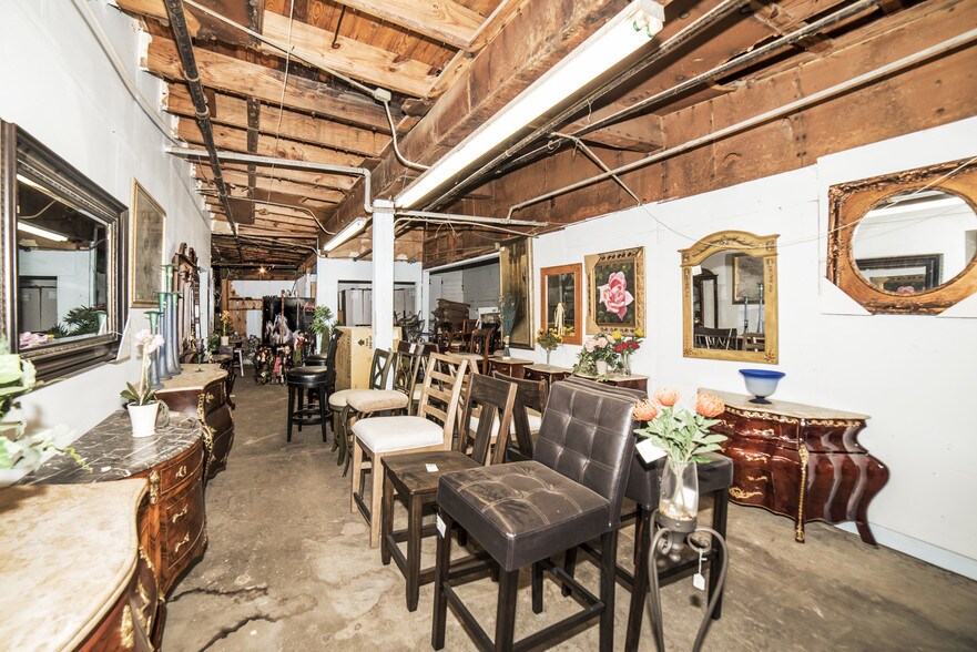 More Photos Of 4214 W Virginia Ave, Tampa Warehouse For Lease