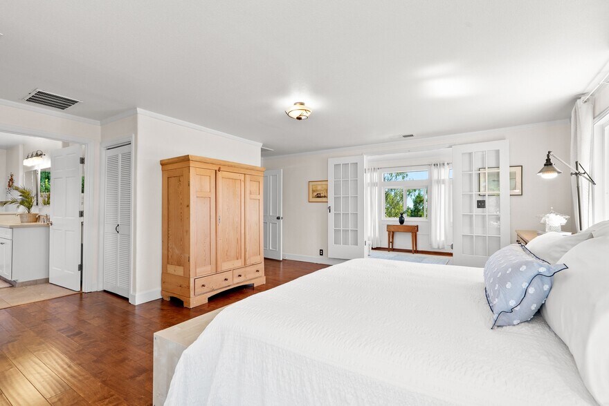 More Photos Of 7919 Empire Grade, Santa Cruz Multifamily For Sale