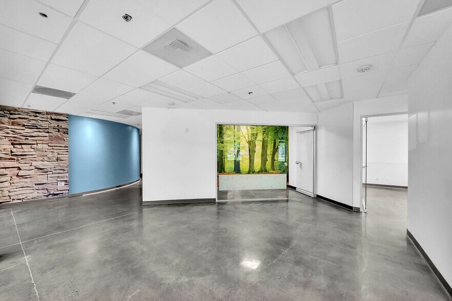 More Photos Of 1600 Sunflower Ave, Costa Mesa Office For Lease