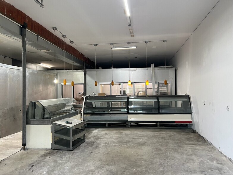 Primary Photo Of 4601 Prospect Ave, Kansas City General Retail For Sale