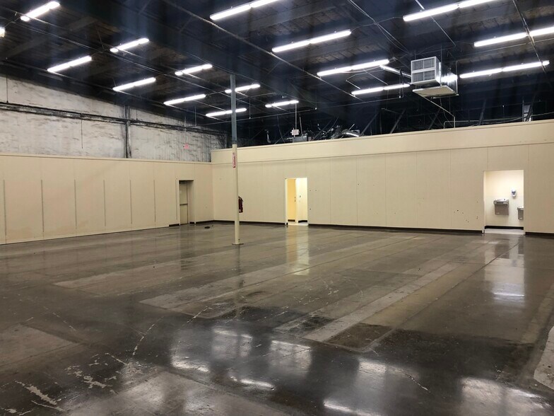 More Photos Of 1501 S Meridian Ave, Oklahoma City Industrial For Sale