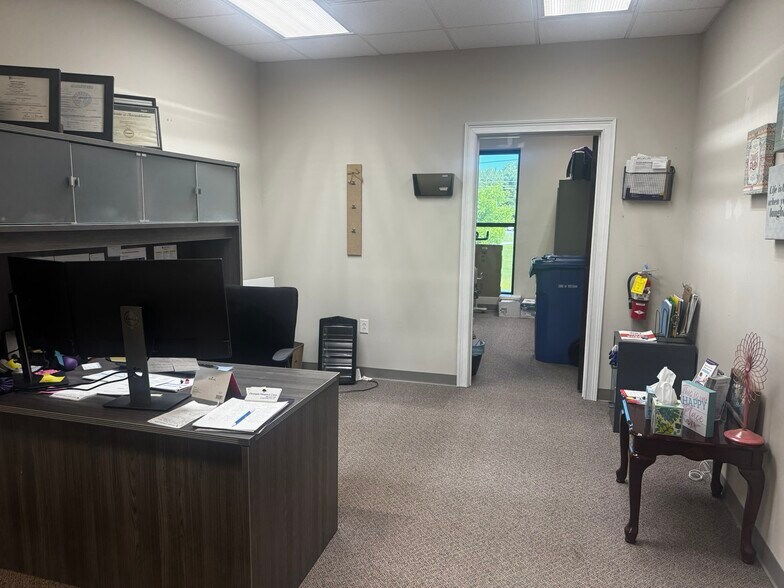More Photos Of 645 Tallulah Trl, Warner Robins Office For Lease
