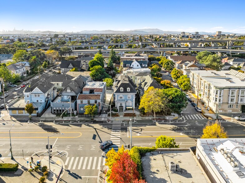 More Photos Of 3227-3231 Telegraph Ave, Oakland Apartments For Sale