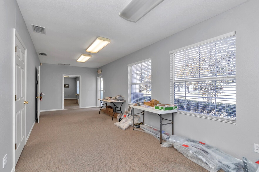 More Photos Of 7365 SW 38th St, Ocala Warehouse For Lease