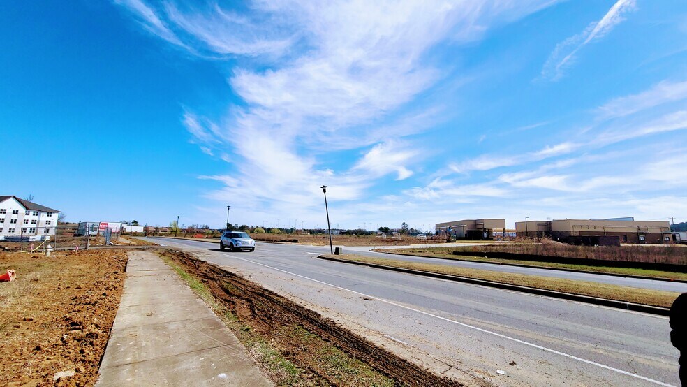More Photos Of Country Club Pky, Maumelle Land For Lease