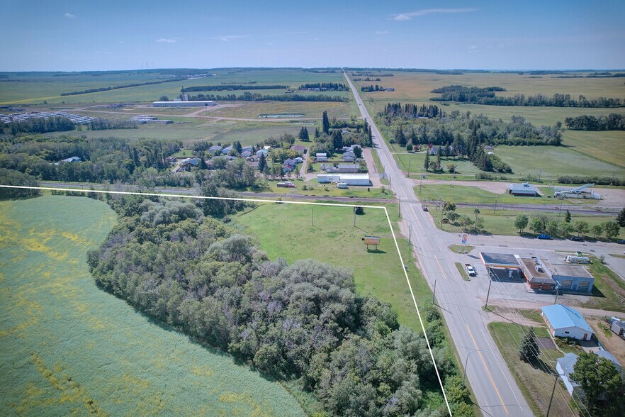 More Photos Of 4703 47 St, Bruderheim Land For Sale