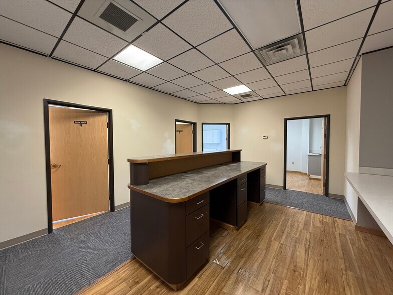 More Photos Of 301 Saddle Dr, Helena Medical For Lease