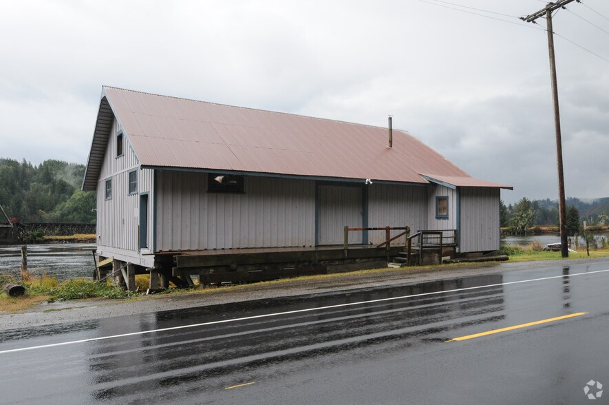 More Photos Of 6750 Or-126 Hwy, Florence Marina For Sale