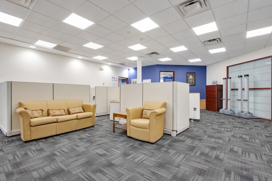 More Photos Of 60 Bryant Woods S, Amherst Medical For Sale