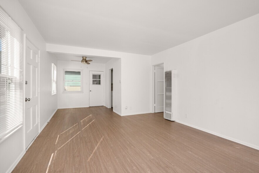 More Photos Of 6509 Brynhurst Ave, Los Angeles Apartments For Sale