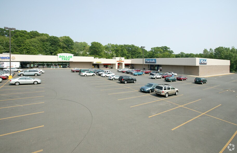More Photos Of 650 Wolcott St, Waterbury General Retail For Lease