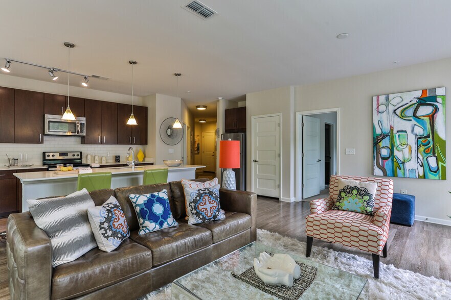 More Photos Of 111 Glenridge Point Pky NE, Sandy Springs Apartments For Lease