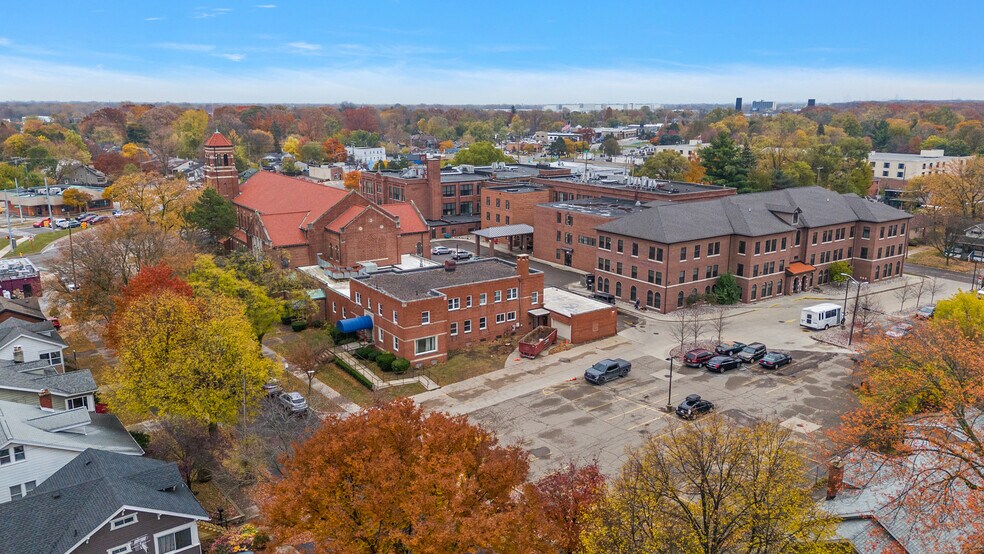 More Photos Of 22201 Woodward Ave, Ferndale Religious Facility For Sale