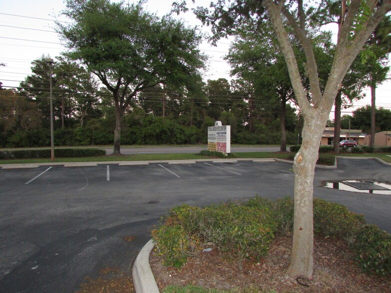 More Photos Of 2836 Enterprise Rd, DeBary Medical For Sale