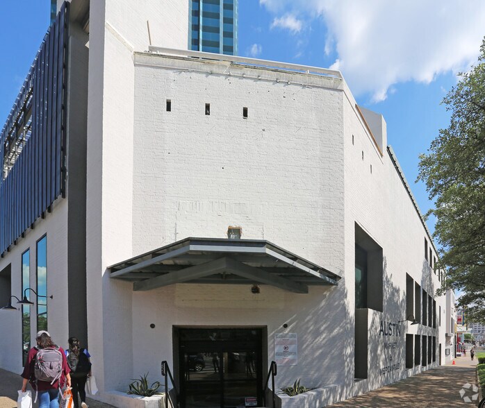 More Photos Of 2021 Guadalupe St, Austin Coworking Space