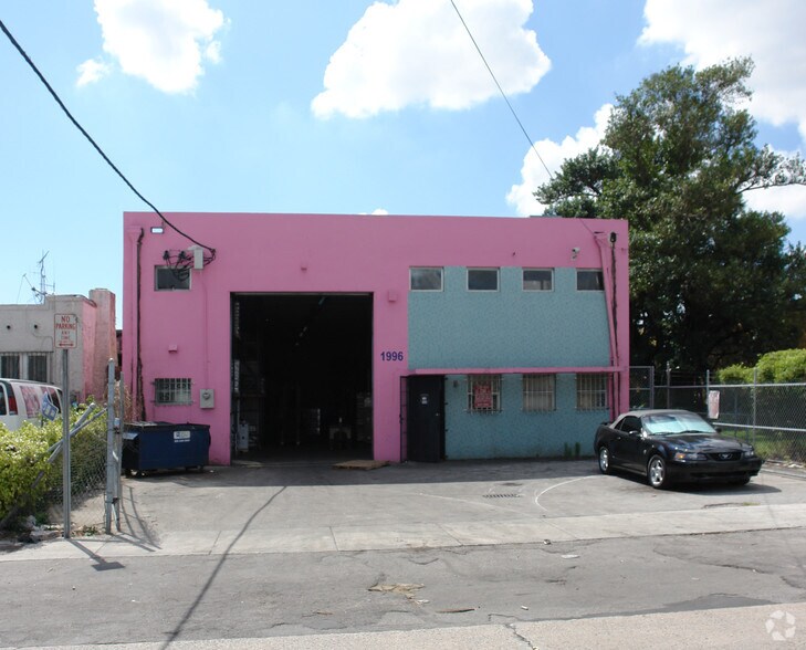 More Photos Of 1996 NW 22nd St, Miami Warehouse For Sale