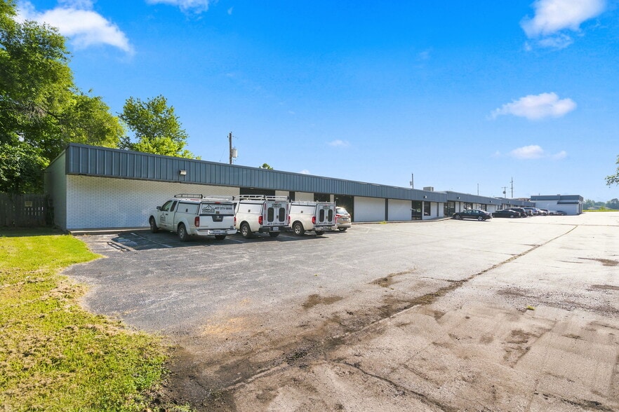 More Photos Of 5601 S Campbell Ave, Springfield General Retail For Sale