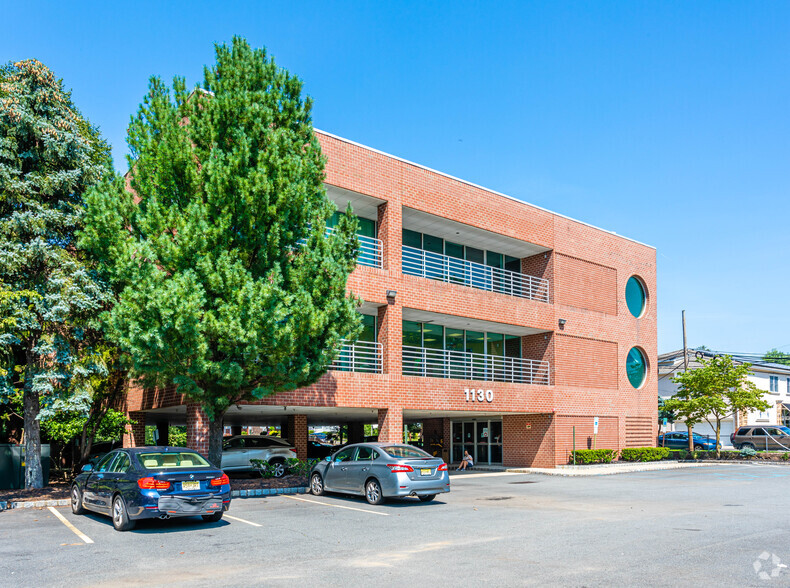 Primary Photo Of 1130 Mcbride Ave, Woodland Park Office For Lease