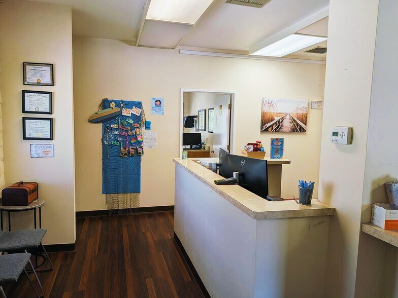 More Photos Of 280 Green Valley Rd, Freedom Medical For Lease