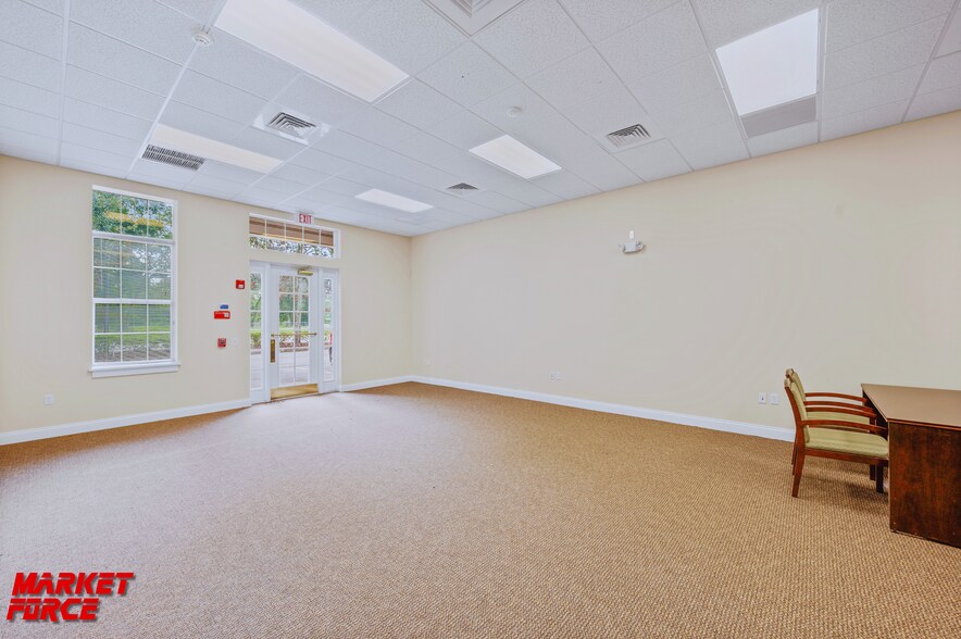 More Photos Of 900 State Route 16, Saint Augustine Bank For Lease