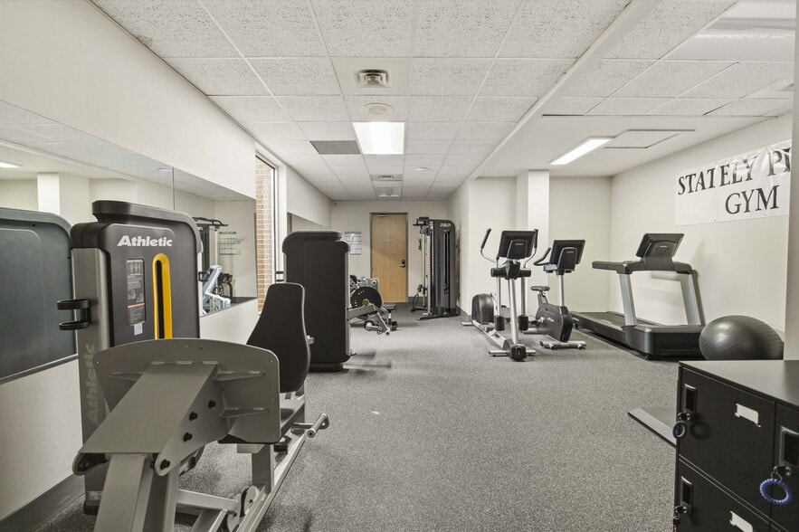 More Photos Of 315 S College Rd, Lafayette Medical For Lease
